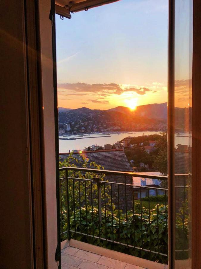 Tra Sole & Mare Apartment Zoagli Exterior photo